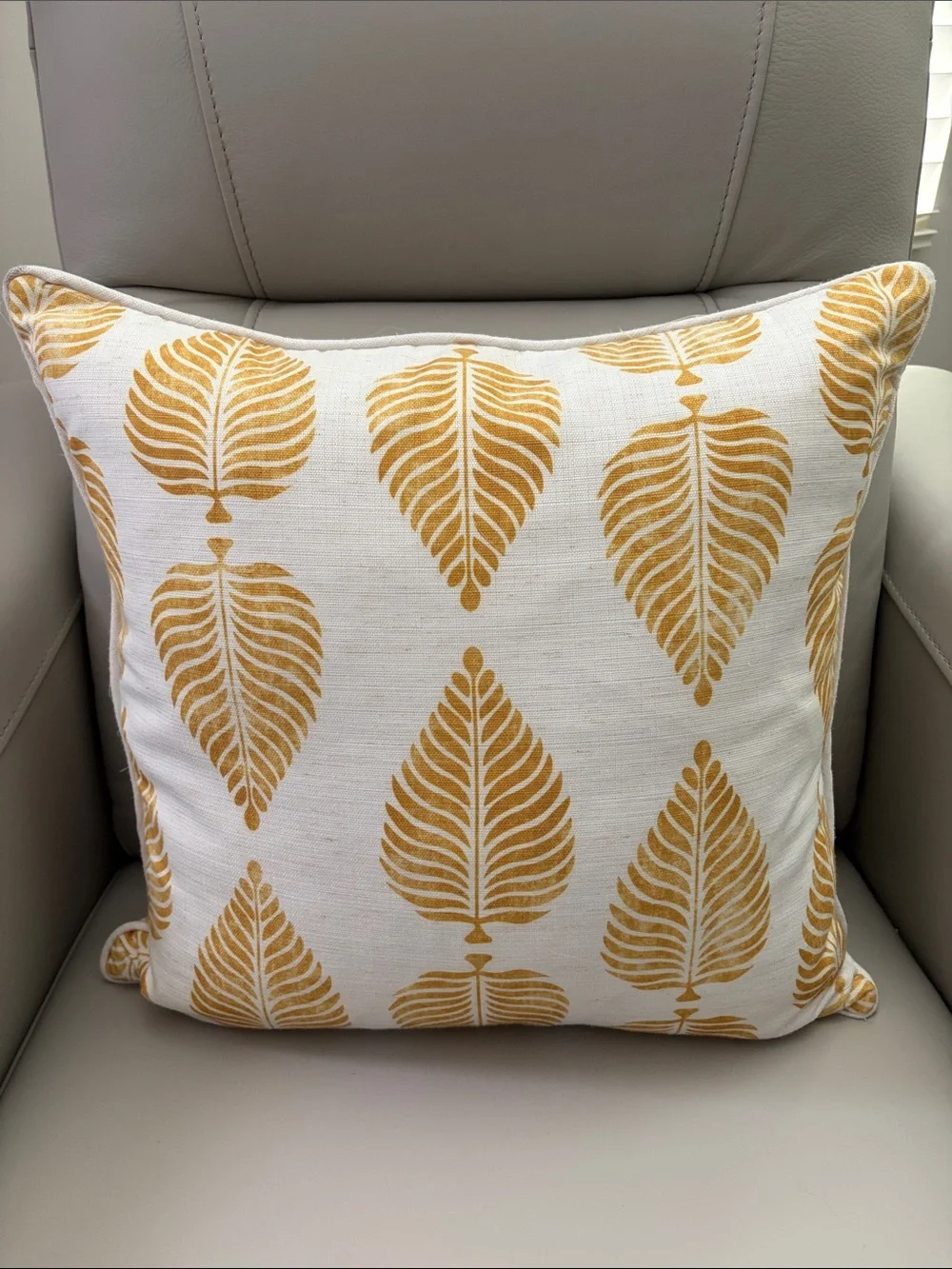 Golden Leaf Print Accent Pillow Form - White and Yellow